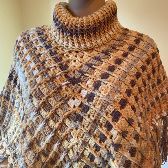 Crochet Poncho - Picture 3 of 11
